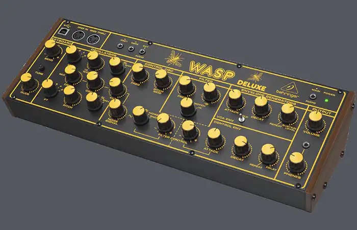 Behringer Wasp Deluxe 1