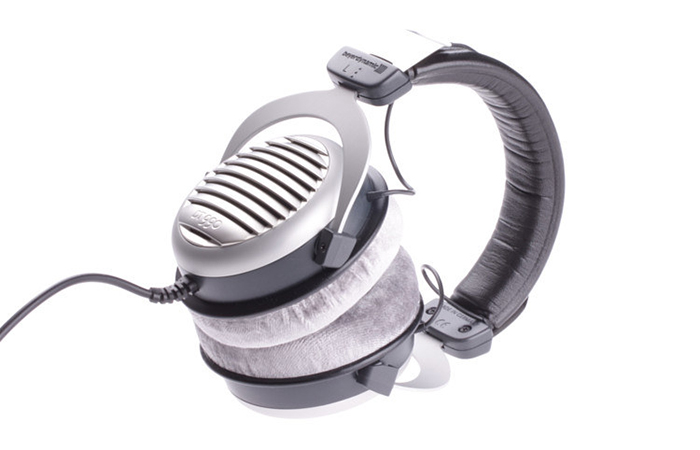 Beyerdynamic DT 990 Edition 2.jpg 