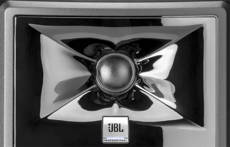 JBL 305P MKII