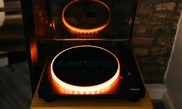 Lenco LS-50LEDBK 2