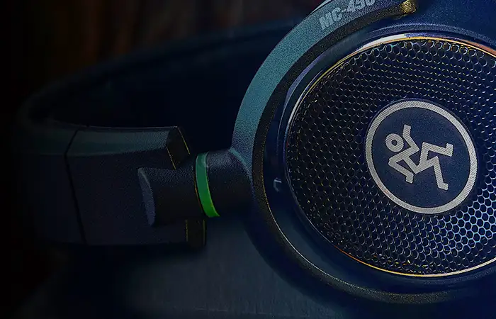 Mackie MC 450 2