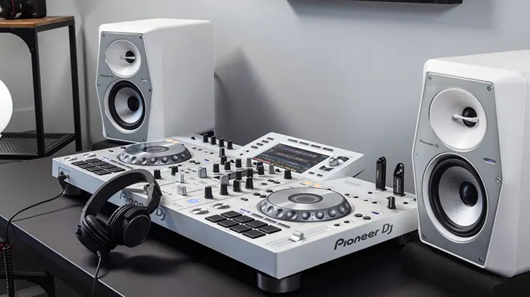 Pioneer DJ VM-50