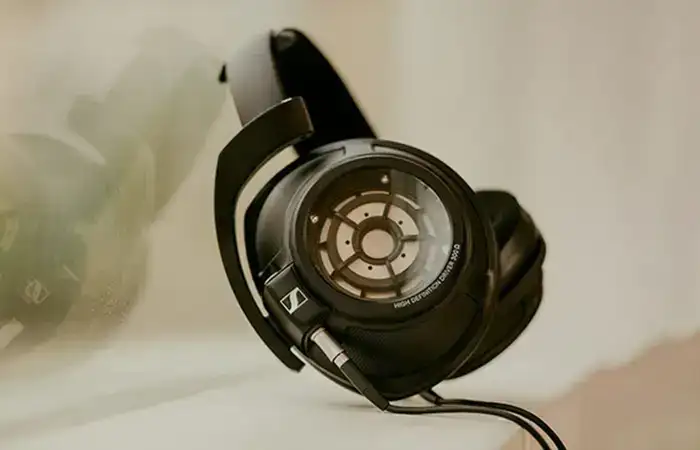 Sennheiser HD 820 Hi-Fi Kulak Çevreleyen Kulaklık 1