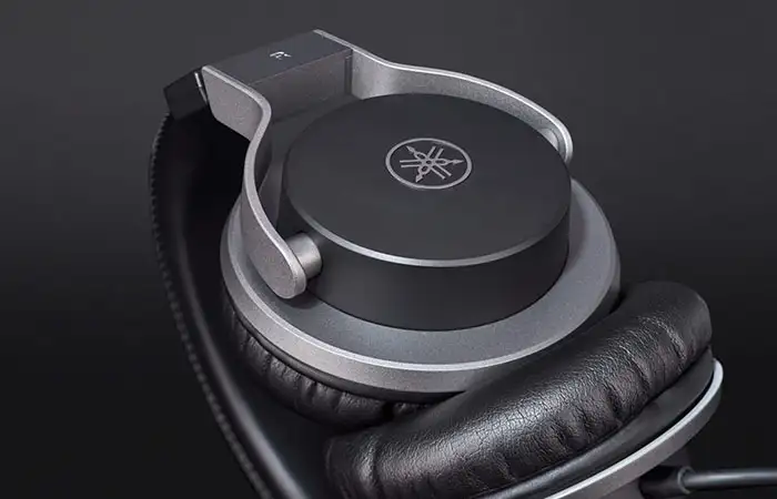 Yamaha HPH-MT7 2