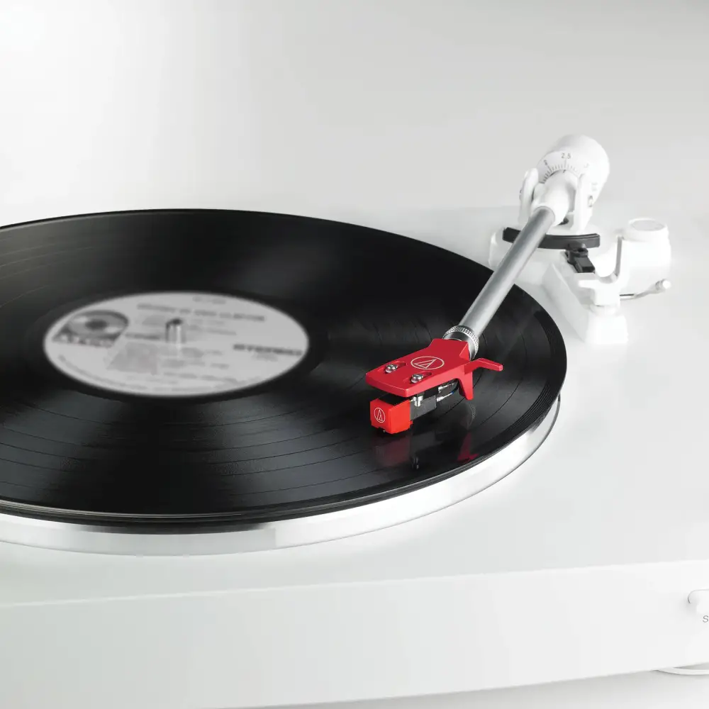 Audio Technica AT-LP3WH Turntable