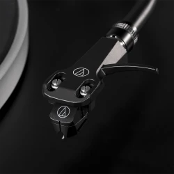 Audio Technica AT-LP5X Turntable - Thumbnail